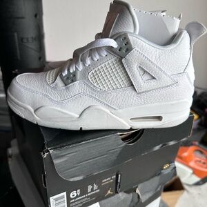 Jordan Athletic Shoes in White and Gray